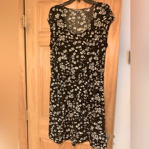 Black & white floral print dress